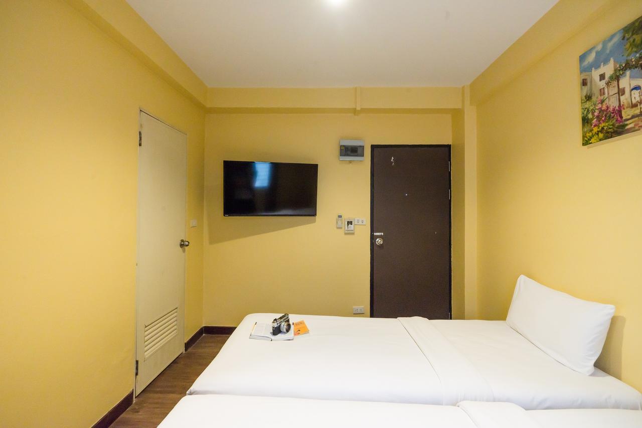 Hotel The Corner Ratchada à Bangkok Extérieur photo