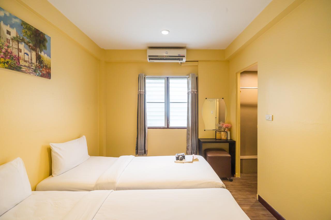 Hotel The Corner Ratchada à Bangkok Extérieur photo